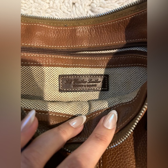 Dooney and Bourke, Brown Pebbled Leather with Brown Handles, Hand/Shoulder bag - Picture 5 of 8